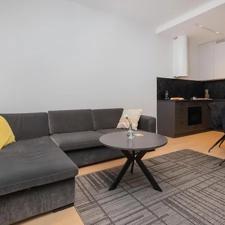 Climatic Garnizon Estate By Renters Prestige * Γκντανσκ