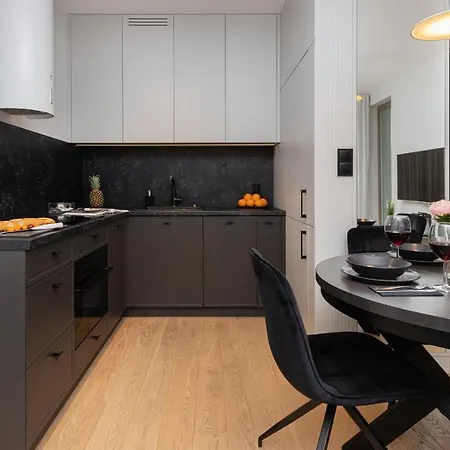 Climatic Garnizon Estate By Renters Prestige