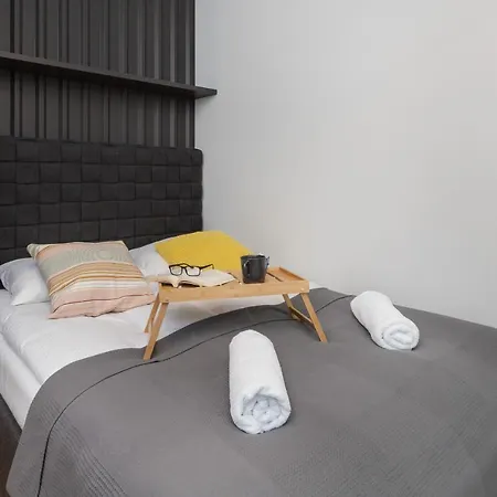 Apartamento Climatic Garnizon Estate By Renters Prestige *
